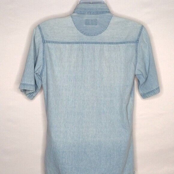 Faded Glory Light Wash Worn Look Y2K Short Sleeve Button Up Shirt Men Small - Picture 7 of 8